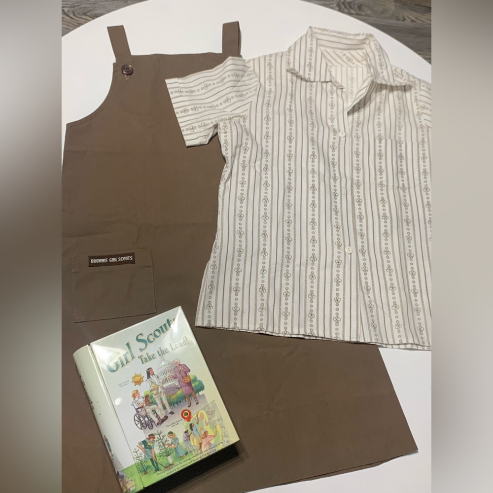 Vintage Girl Scout Brownie Uniform Dress & Button Up Shirt Brown And White & Tin